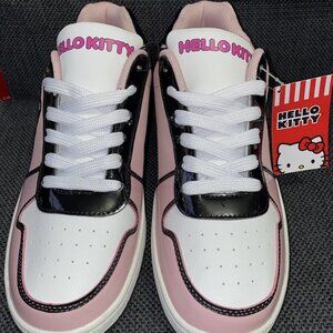 Lady’s Shoes size 10